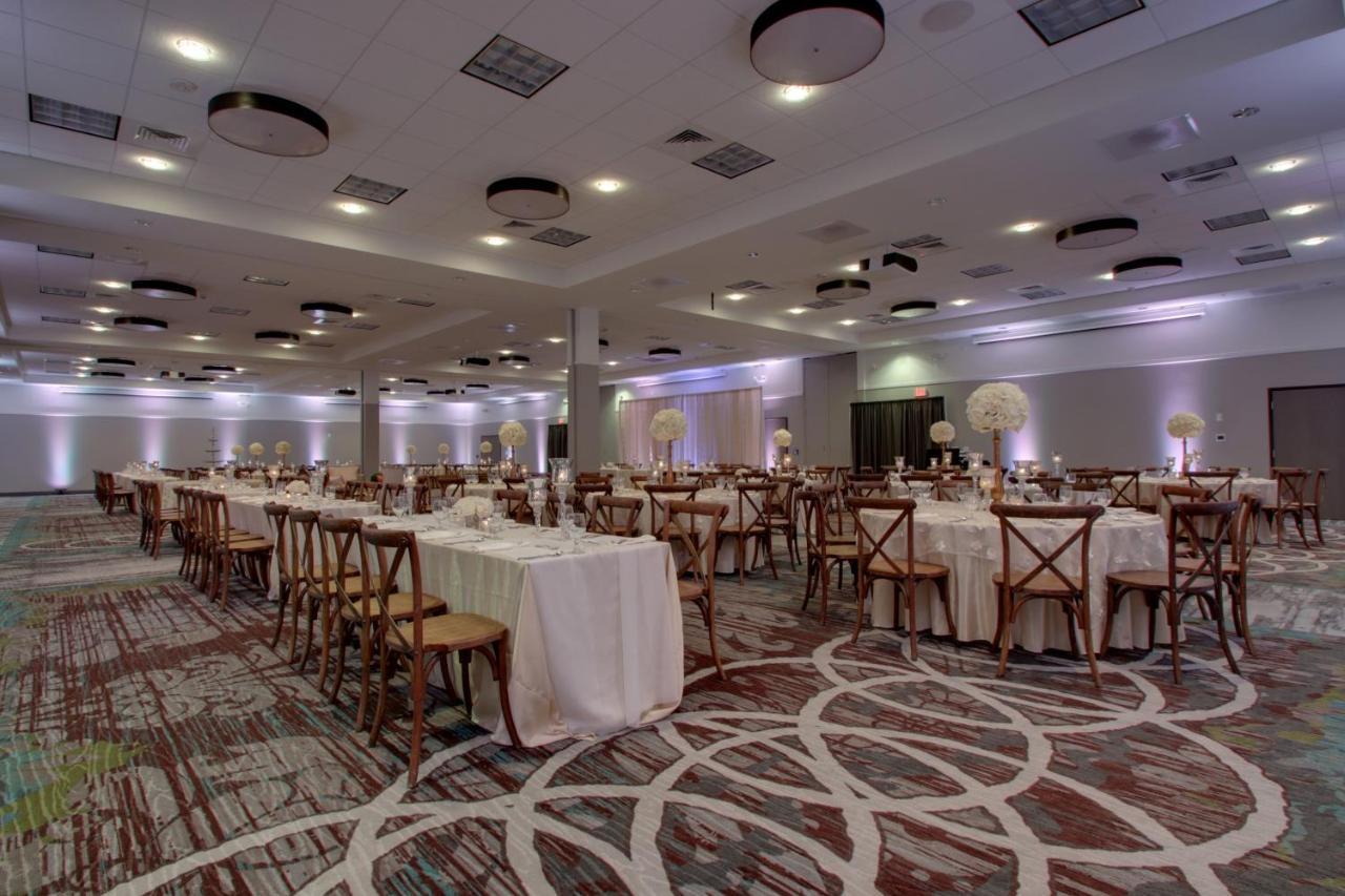 Holiday Inn & Suites Peoria At Grand Prairie By Ihg Εξωτερικό φωτογραφία