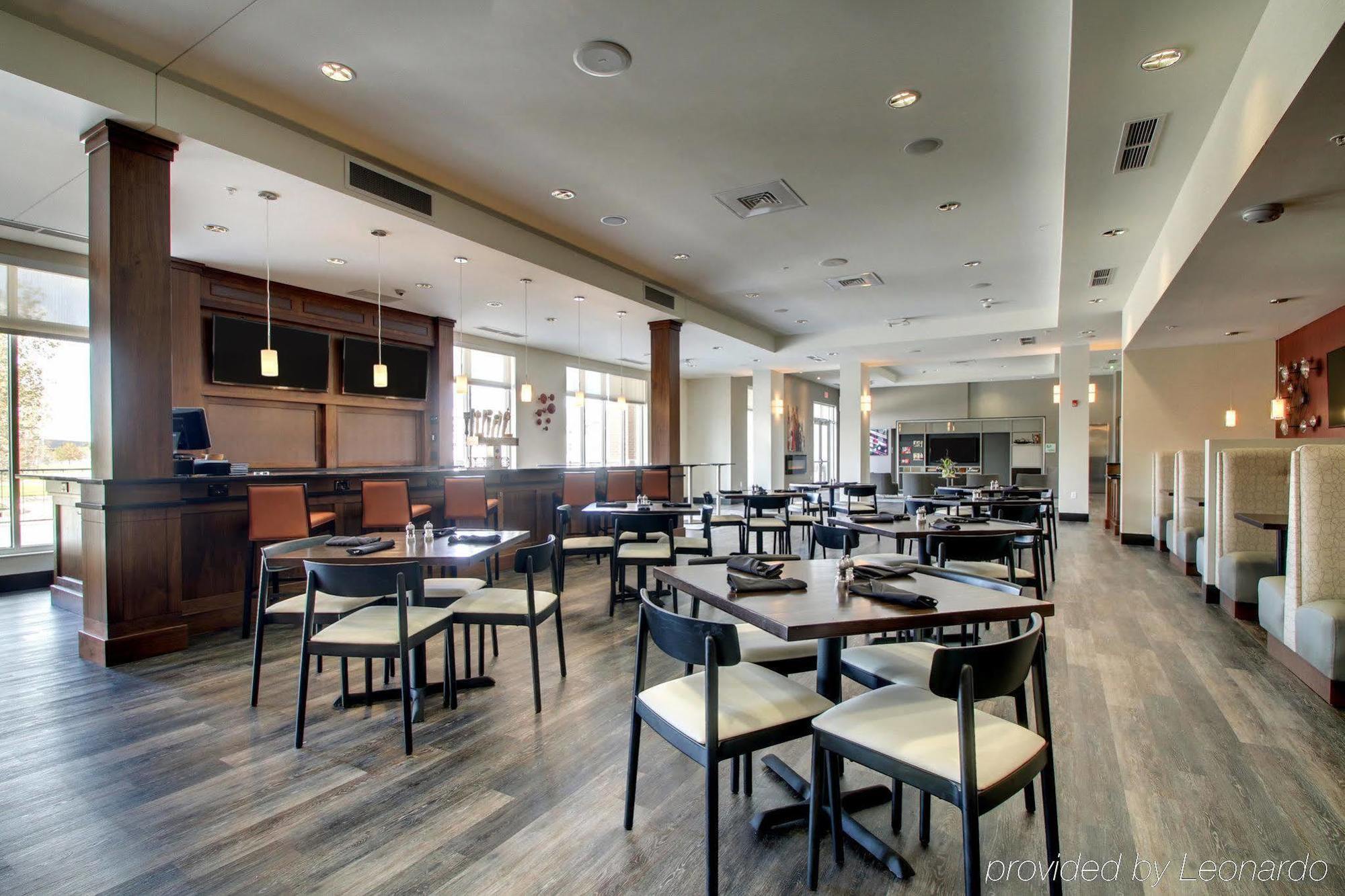 Holiday Inn & Suites Peoria At Grand Prairie By Ihg Εξωτερικό φωτογραφία