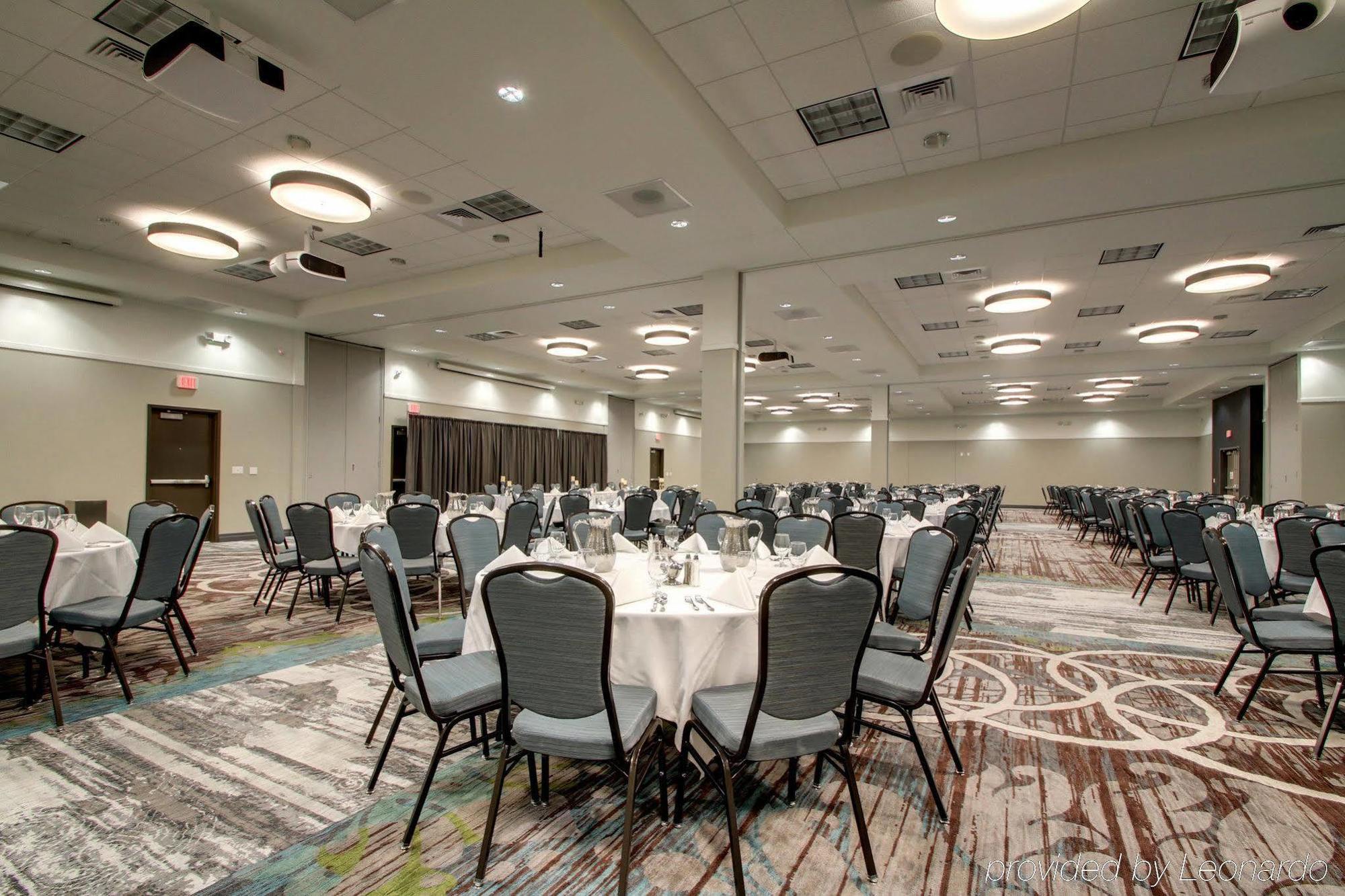 Holiday Inn & Suites Peoria At Grand Prairie By Ihg Εξωτερικό φωτογραφία