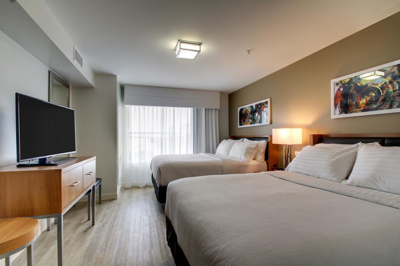 Holiday Inn & Suites Peoria At Grand Prairie By Ihg Εξωτερικό φωτογραφία