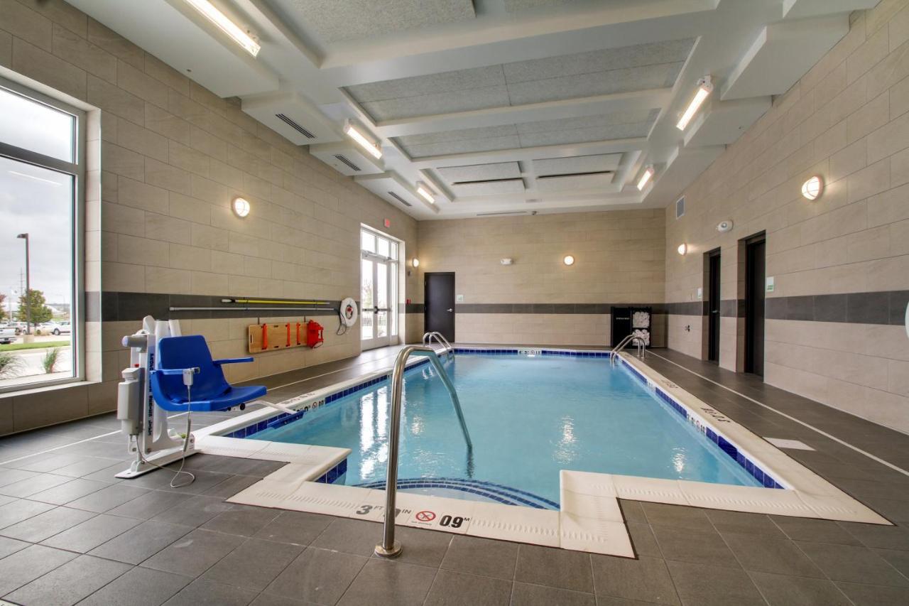 Holiday Inn & Suites Peoria At Grand Prairie By Ihg Εξωτερικό φωτογραφία